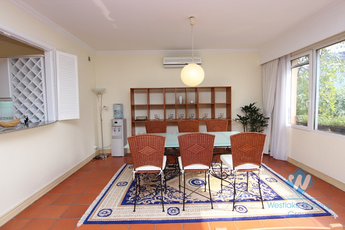 Simple style apartment for rent in Hai Ba Trung district 
